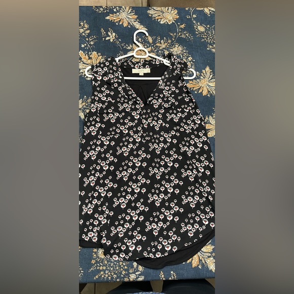 Loft Blouse Sleeveless  ( Large ) - Picture 2 of 6